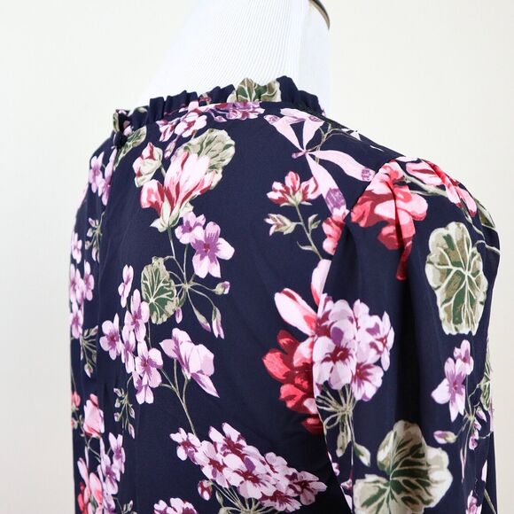 Ann Taylor Size M Lace Pleated Front Blouse Floral Print Navy Pink - Picture 6 of 11